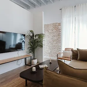 O&l Punonrostro Bright Minimalist Seville