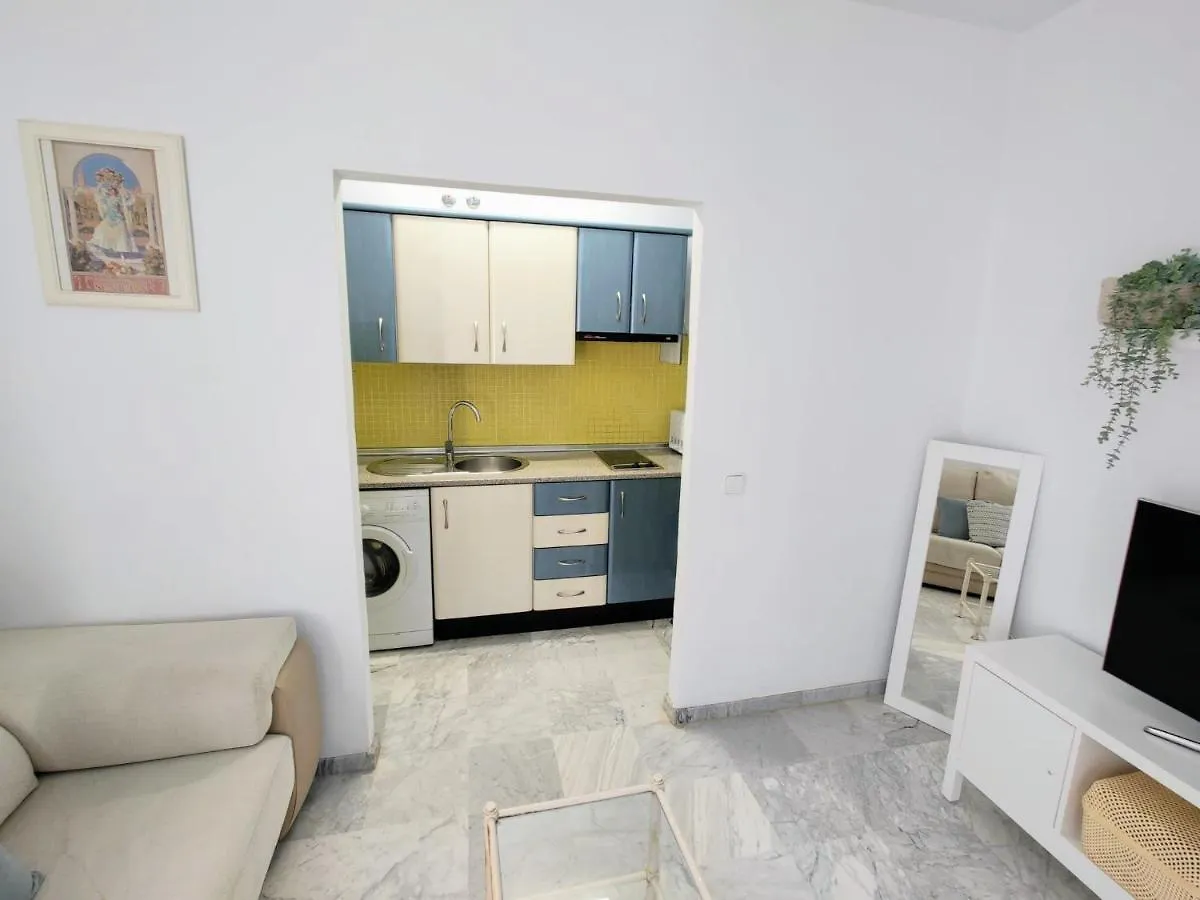 Apartamento Para Dos En San Bernardo Apartment Seville Spain